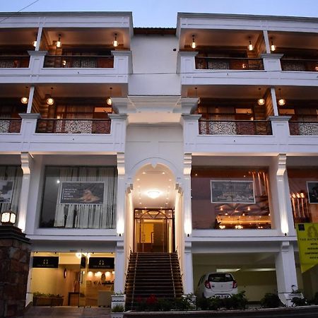 Aaroham The Watergate Hotel Bhīm Tāl المظهر الخارجي الصورة