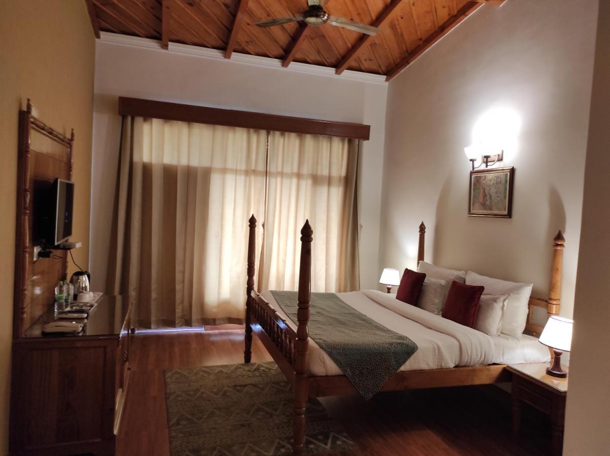 Aaroham The Watergate Hotel Bhīm Tāl المظهر الخارجي الصورة